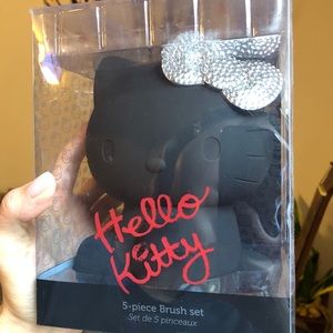 Hello Kitty 5 Piece Brush Set by Sephora